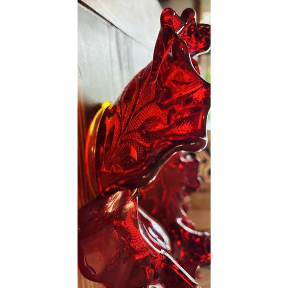 Vtg Fenton Amberina Red Ruffled 1983 Twisted Handle Ruffled Texture Leaf Pattern - Picture 5 of 9
